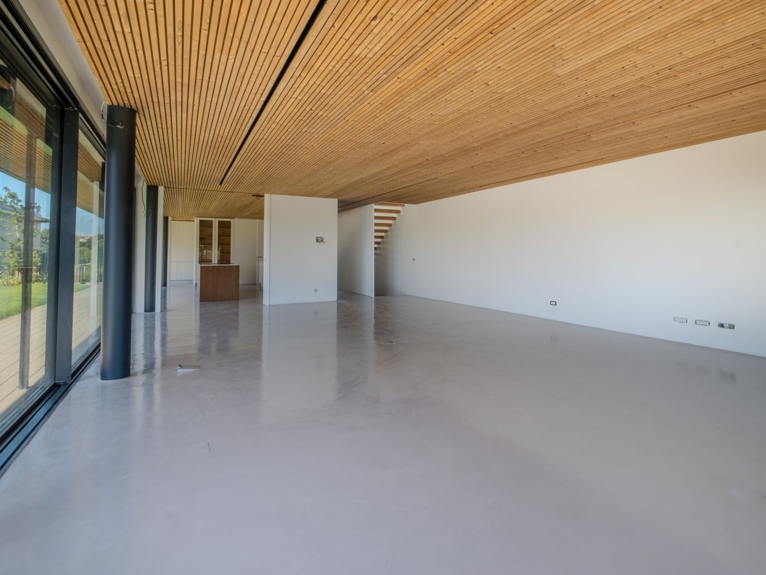 Sala com vista para o jardim